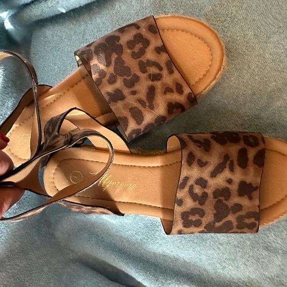Animal print platform espadrilles size 7 - Picture 4 of 10